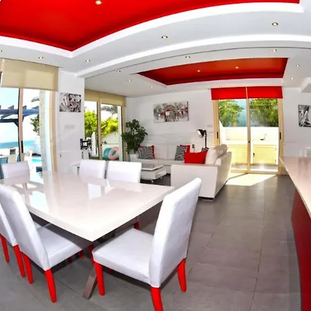 Villa With 3 Bedrooms In With Wonderful Sea View Private Pool Enclosed Garden 3 Km From The Beach