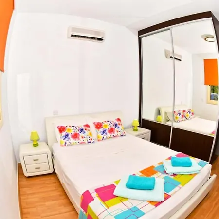 With 3 Bedrooms In With Wonderful Sea View Private Pool Enclosed Garden 3 Km From The Beach * Mazotos
