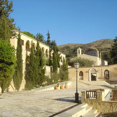 Sea View Villa: Private Pool & Garden In Villa Kissonerga