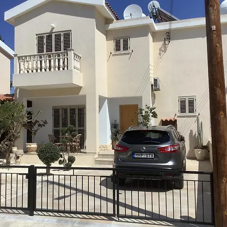 Sea View Villa: Private Pool & Garden In *