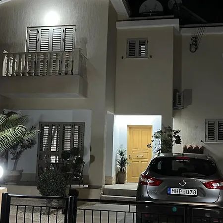 Villa Charming With Panoramic Sea View In *